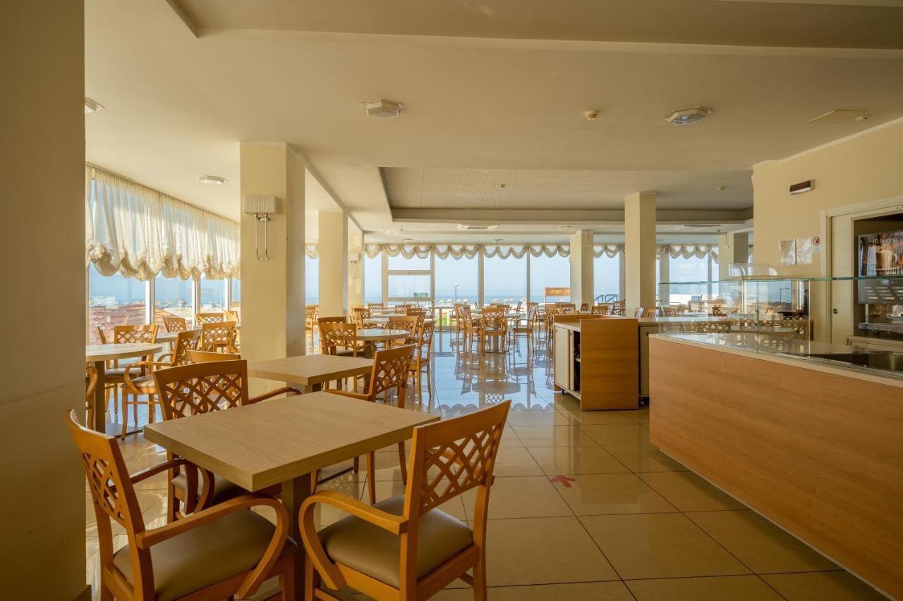 Hotel Astor Rimini Exterior foto